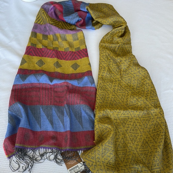 Sol Alpaca, Then and Now Patten , New With Tags, Fringed Scarf - Picture 10 of 10